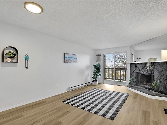 3rd image of 6019 E 6th Ave APT L204