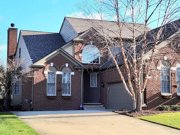 49285 Freestone Dr #26, Northville, MI 48168