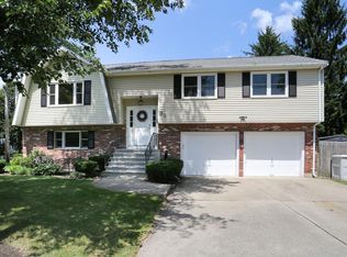 33 Frank St, Needham, MA 02494