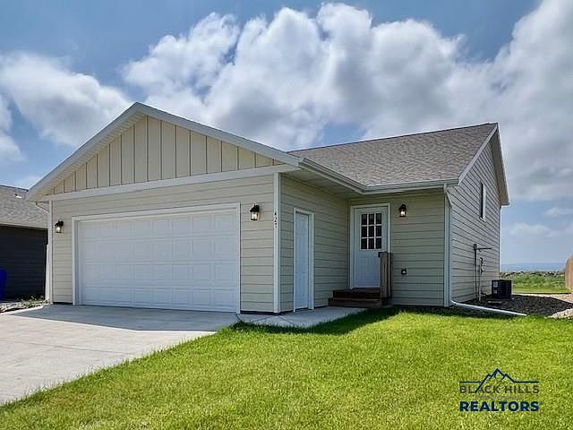 1st image of 427 Diamond Ridge Blvd