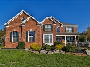 7265 Cedar Rd, Macungie, PA 18062