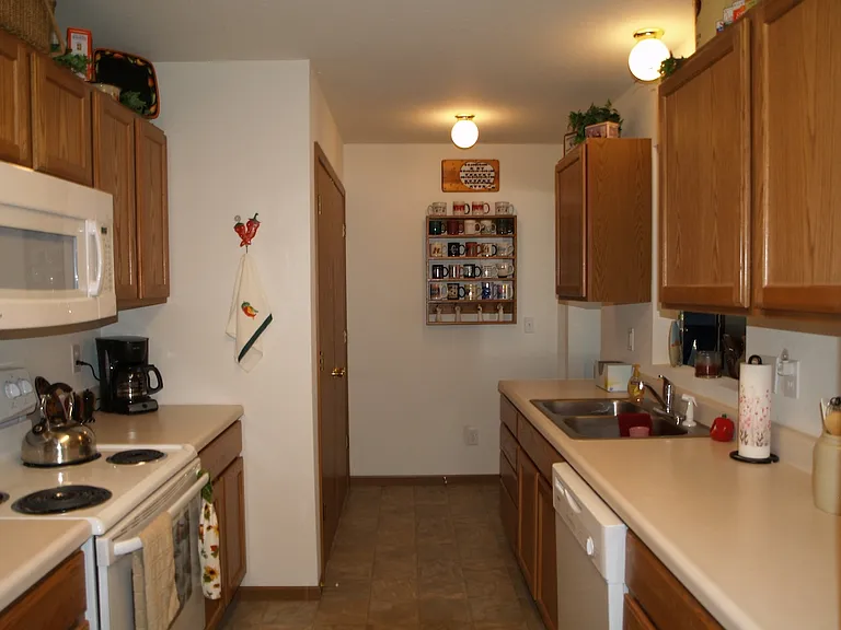 7402 SW 23rd Ter — Photo 4