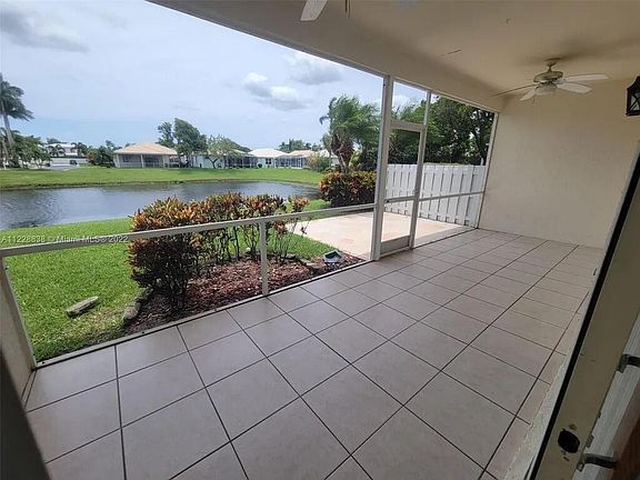 4th image of 10860 Fillmore Dr #10860