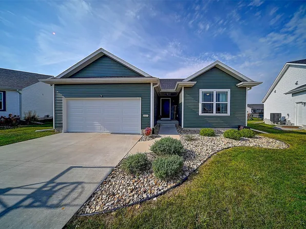 8809 Middlebury Ct NE, Cedar Rapids, IA 52402