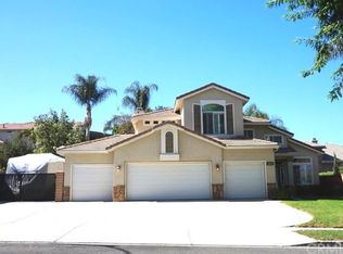 2820 Spring Meadow Dr, Corona, CA 92881