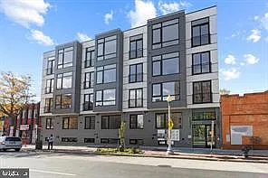 7700 Georgia Ave NW #301
