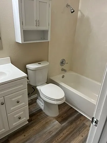 4100 Willow Springs Dr — Photo 5