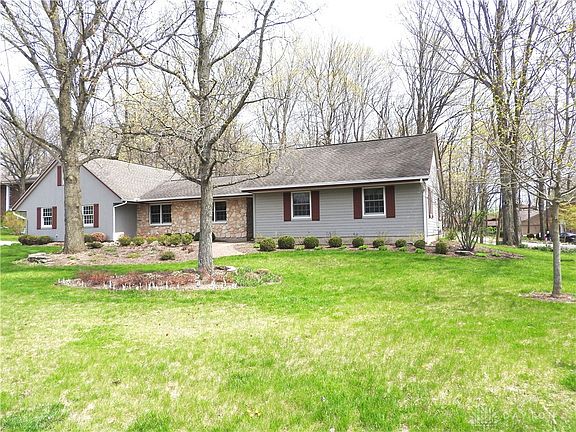 2nd image of 20 Prairie Wagon Ct