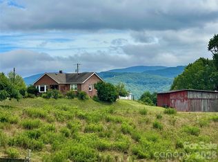 580 Russ Norris Rd, Elk Park, NC 28622