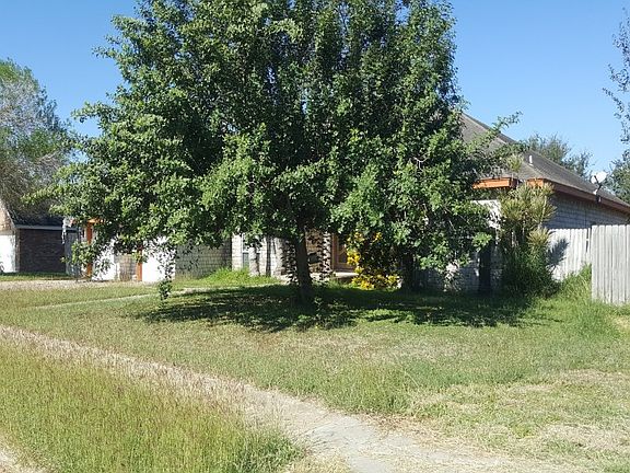 2nd image of 875 Quail Hollow Dr