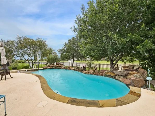 1602 Gable Park Ct, Pearland, TX 77581
