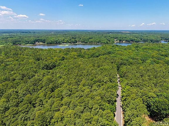 3rd image of 178 Buck Spring Dr