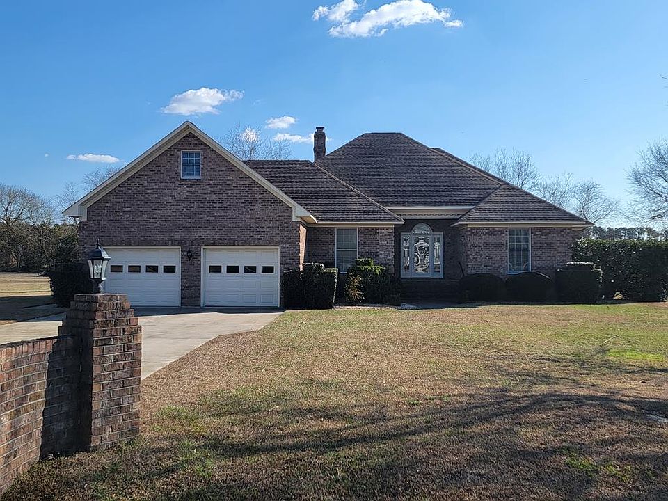1st image of 304 Pointe Dr
