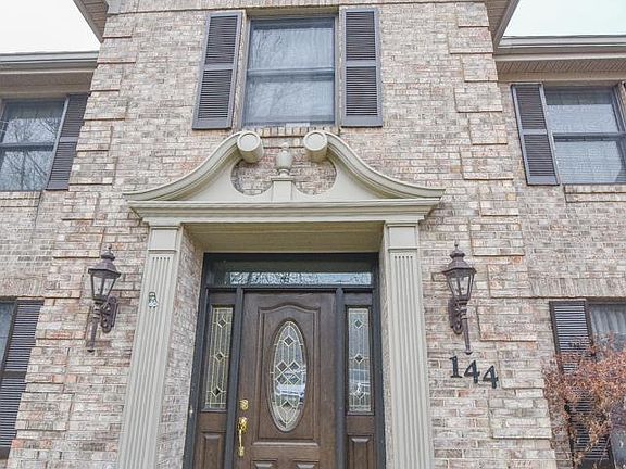 3rd image of 144 Carriage Park Dr