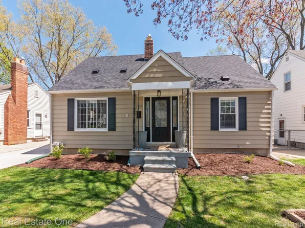 2980 Ellwood Ave, Berkley, MI 48072