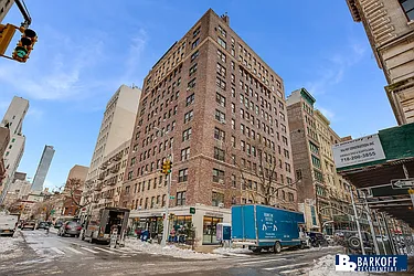 Rented by Barkoff Residential 