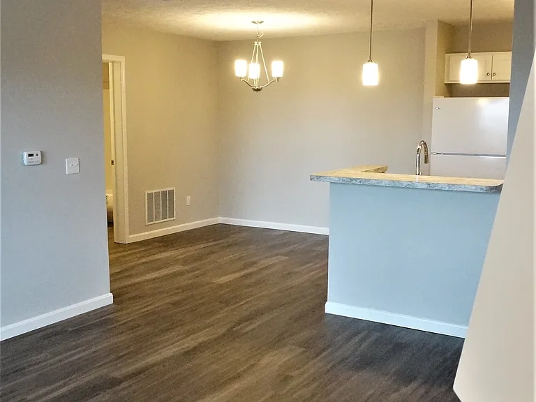 Aquamarine Apartments — Photo 48