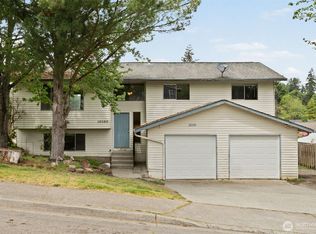 12220 SE 217th Pl, Kent, WA 98031