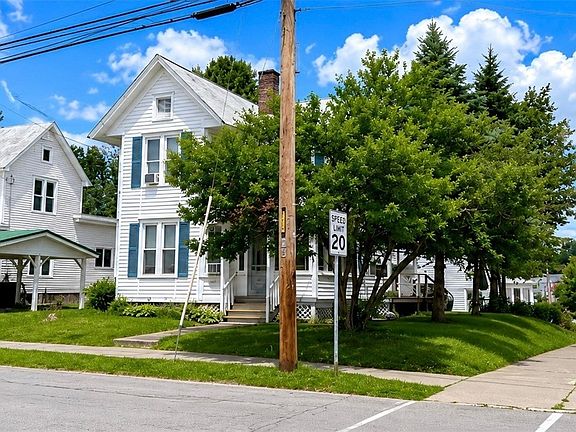 3rd image of 16 Slawson St