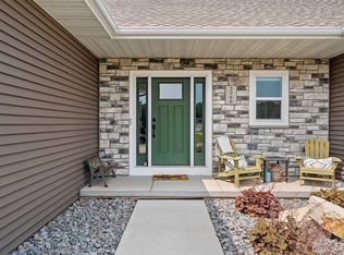 2066 Fescue Way, Green Bay, WI 54313