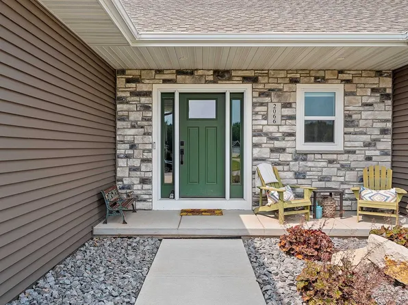 2066 Fescue Way, Green Bay, WI 54313