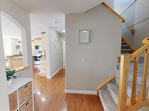 3rd image of 47 N Chapman Cir SE