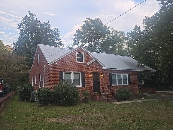 2nd image of 200 Murray Dr
