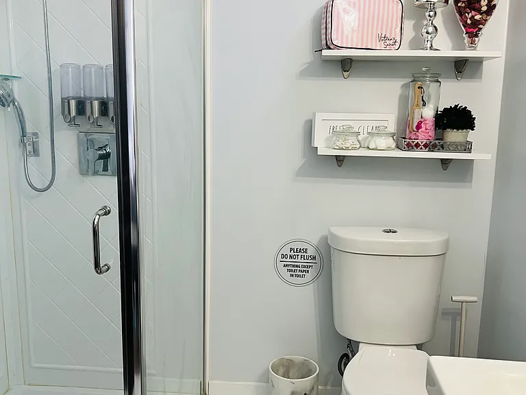 Private Bath Ensuite