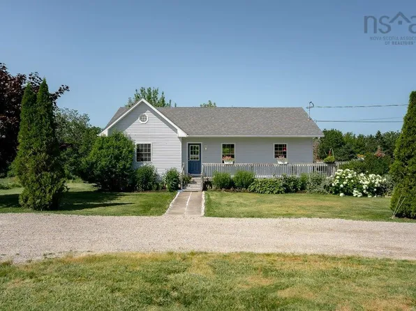 349 Highway 14, Robinsons Corner, NS B0J 1J0