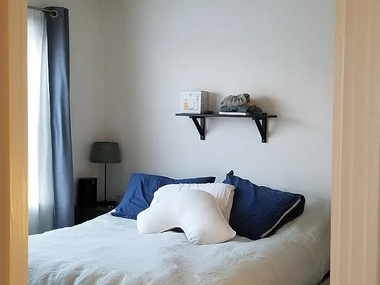 (former tenant furniture/set up)