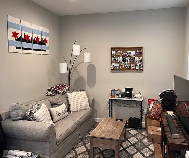 1649 N Paulina St #2R — Photo 4