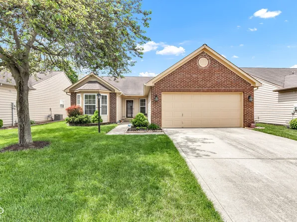 12256 Sagamore Woods Dr, Fishers, IN 46037