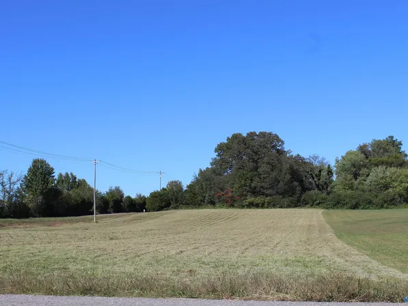 Mooresville Rd, Athens, AL 35613