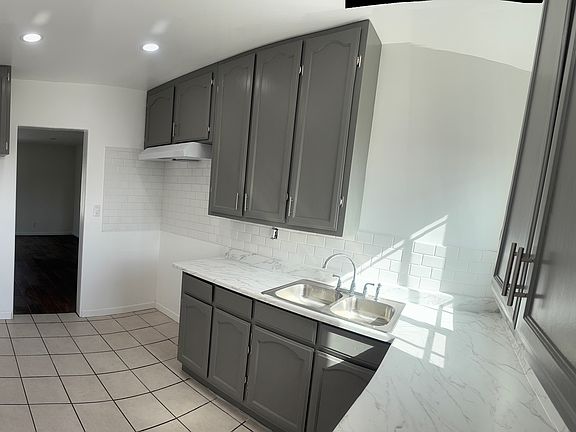 4th image of 6600 Loma Vista Pl APT D
