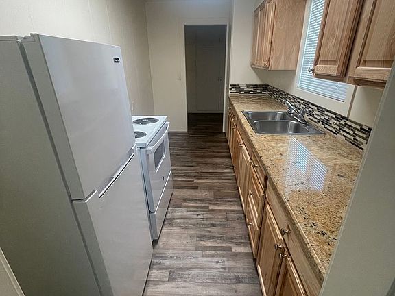 2nd image of 747-759 E Grant St #753