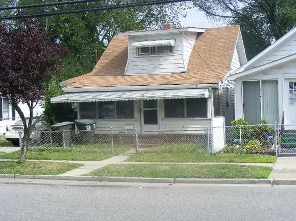 730 33rd St, Newport News, VA 23607