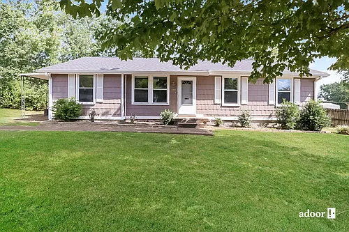 109 Pebble Creek Dr Photo 1