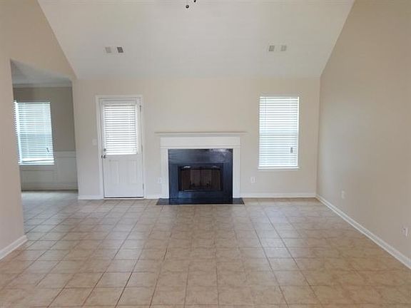 3rd image of 3742 Georgia Dr