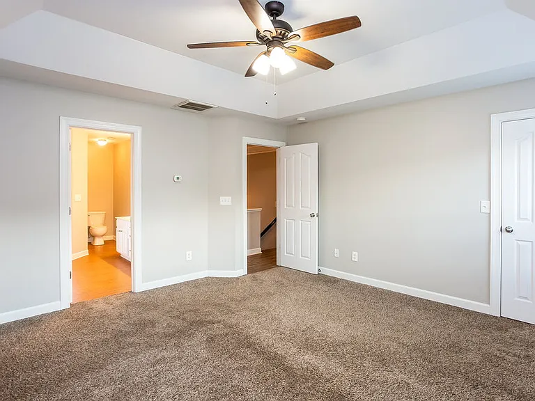 2870 Island Point Dr NW — Photo 10