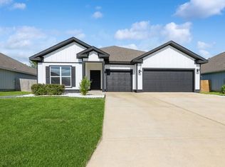 513 Mary Lou Way, Crestview, FL 32539