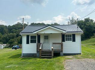 1105 Commerce St, Pulaski, VA 24301