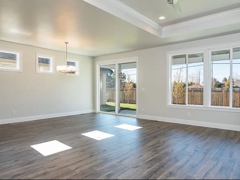 6845 N Sunglow Ave — Photo 12