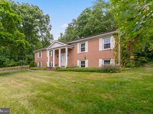 301 Patleigh Rd, Catonsville, MD 21228