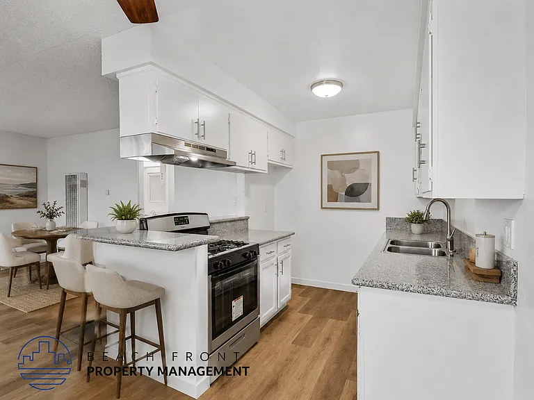 1525 Pine Ave. — Photo 23