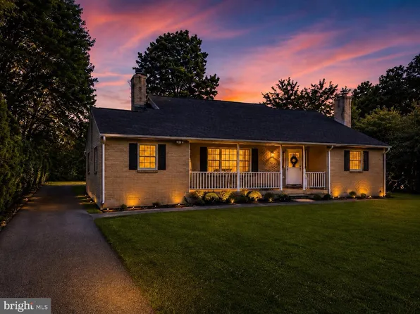 9711 Magledt Rd, Parkville, MD 21234