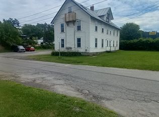 24 Pleasant St APT 1, Lyndonville, VT 05851