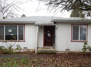 1838 NW Burns Ave, Grants Pass, OR