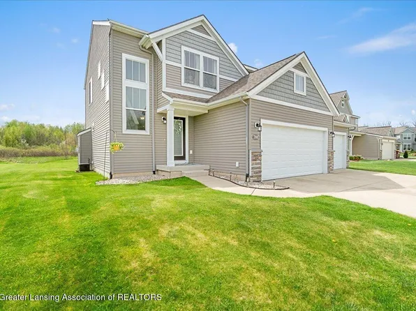 7590 Yarberry Ct, Grand Ledge, MI 48837
