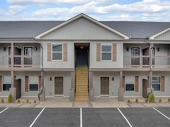 Eli's Place, 3529 W Walnut St #209, Johnson City, TN 37604