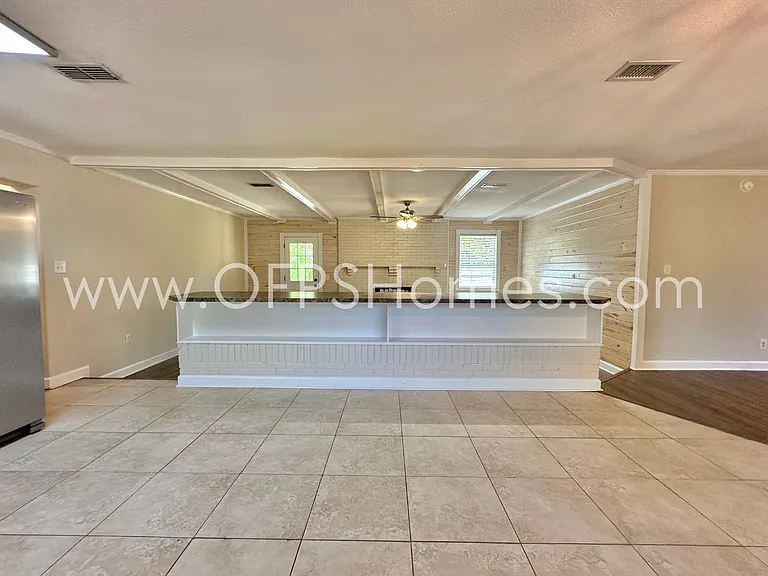 4490 Highway 87 N — Photo 5